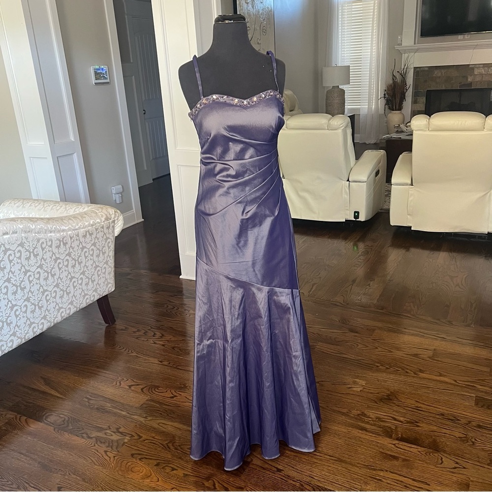 Ignite Evenings by Carol Lin Purple Formal Dress Size 10 - Picture 3 of 15